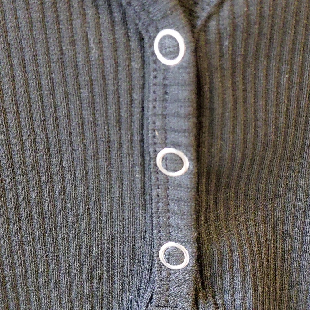 MEROKEETY Black Ribbed Tank Top - Picture 3 of 3